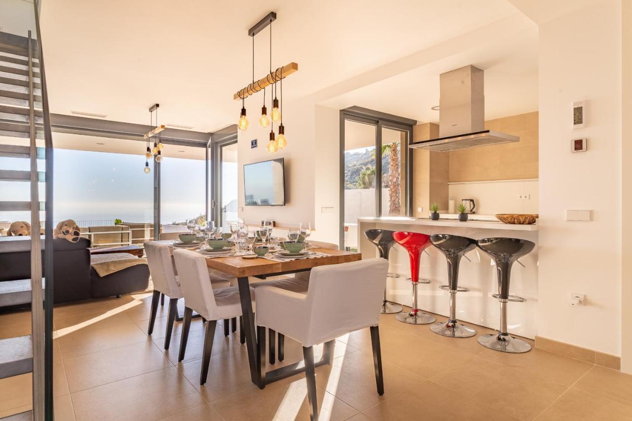 2260-Luxury Villa With Private Pool And Seaview มานิลบา ภายนอก รูปภาพ